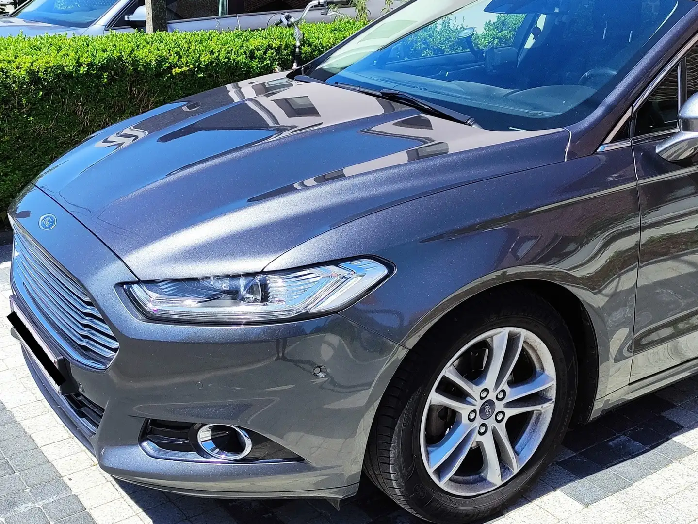 Ford Mondeo 2.0 Blauw - 1