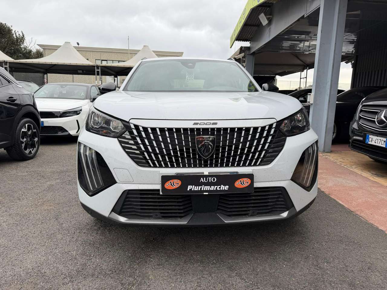 Peugeot 2008 2008 1.2  Allure Puretech 130 EAT8 S&S BIANCA
