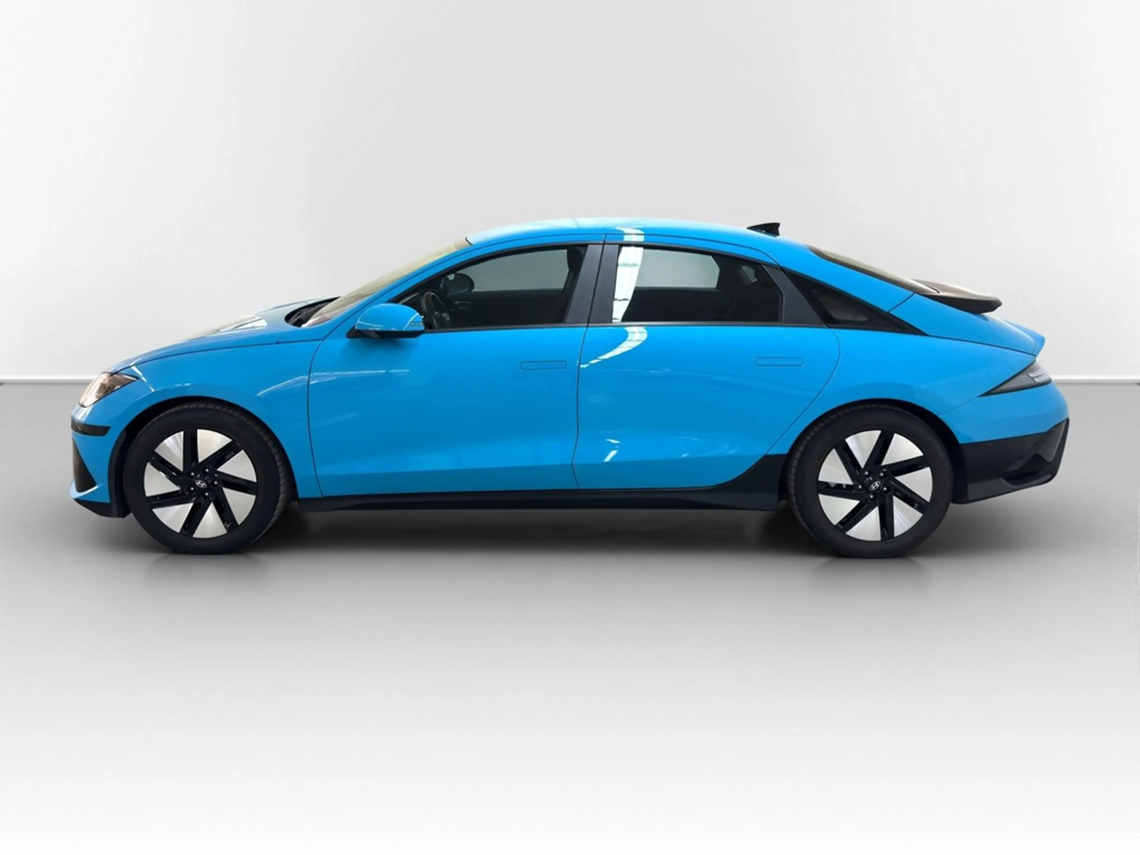 Hyundai IONIQ 6 53 kwh LED*NAV*SHZ*ACC*PDC*KAMERA*EL.HECKKL*18" — photo 10