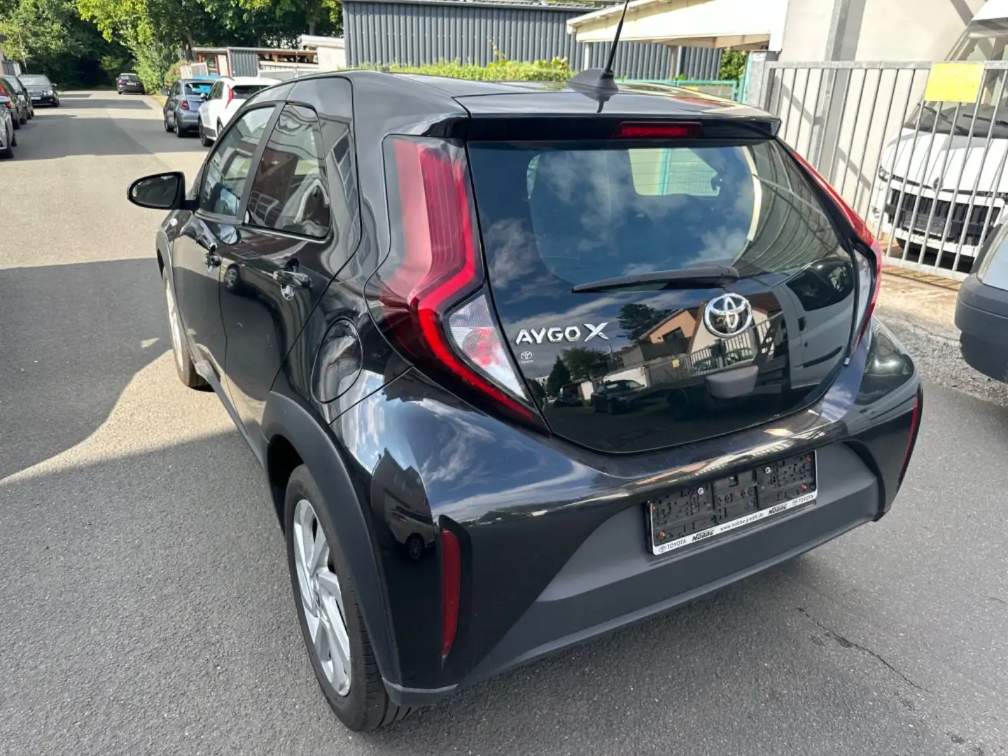 Toyota Aygo X Play/KAMERA*HU AU NEU*EU 6*1HD* Scheckh Чорний - 2