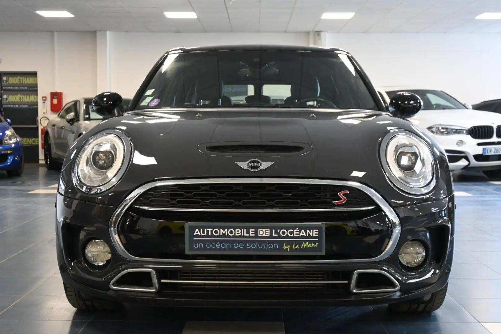 MINI Cooper Clubman F54 Cooper S 192 ch BVA8 Finition Exquisite Gris - 2