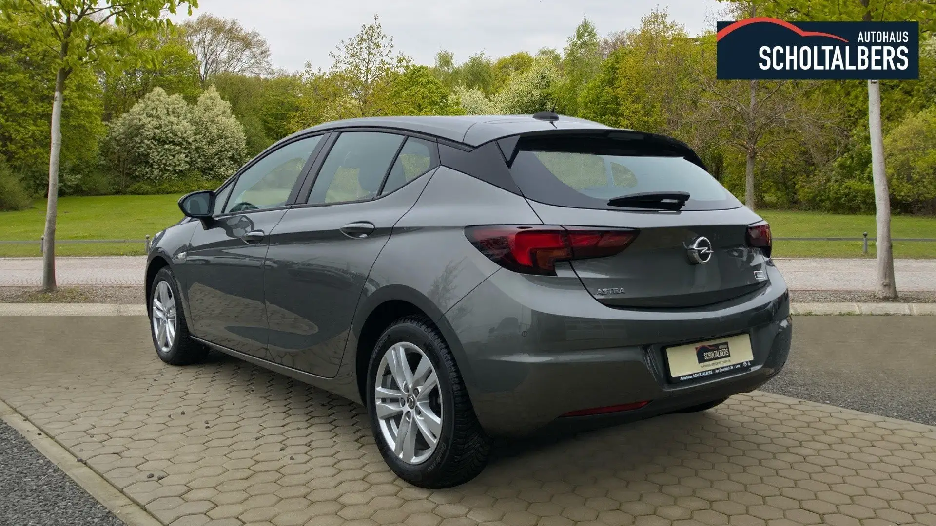 Opel Astra Edition Start/Stop PDC / NAVI / Kamera / Allwetter Gris - 2