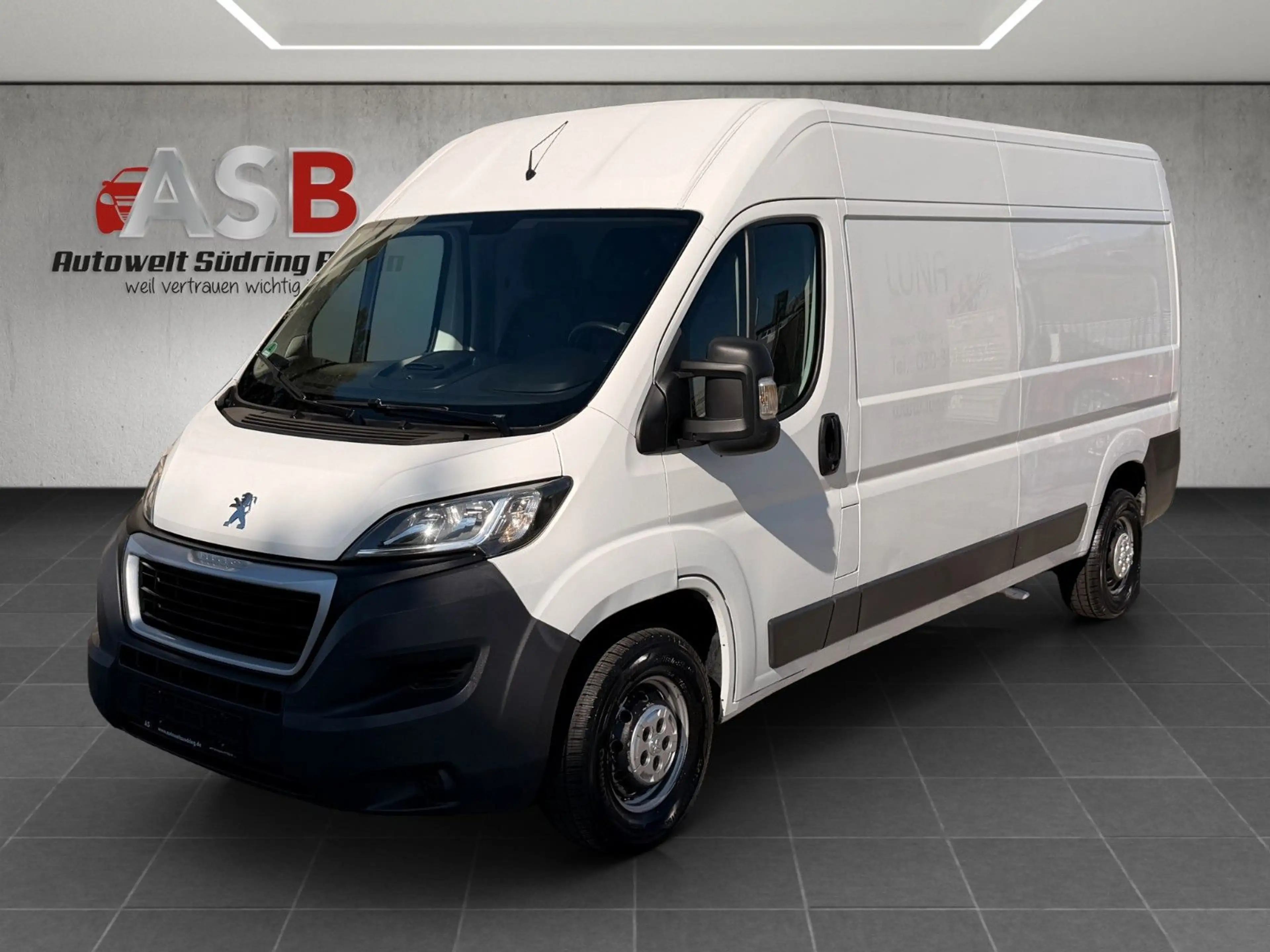 Peugeot Boxer Kasten Hochraum 335 L3H2 Pro Avantage Plus