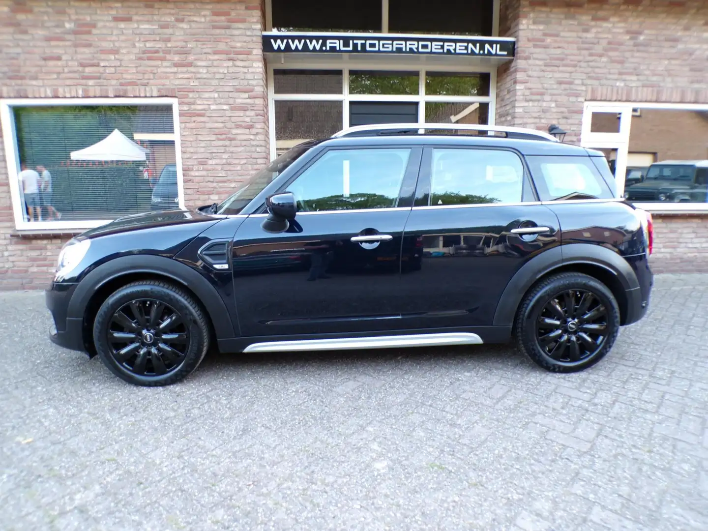 MINI Cooper Countryman Mini 1.5 Automaat / Navi / Panoramadak / Clima / S Blauw - 2