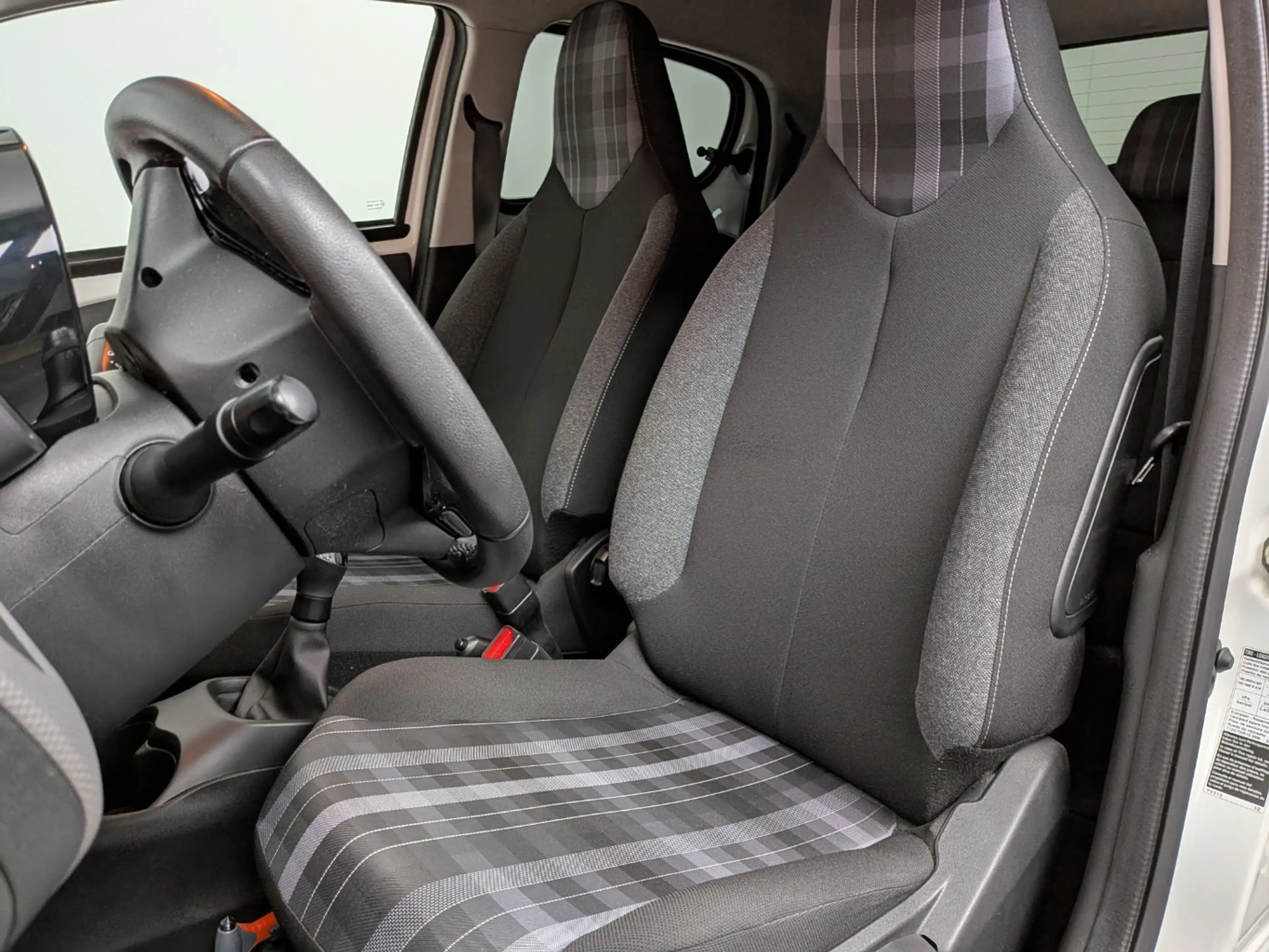 Peugeot 108 1.0 e-VTi Active Bluetooth | 5-Deurs | Airco | Cen — photo 5