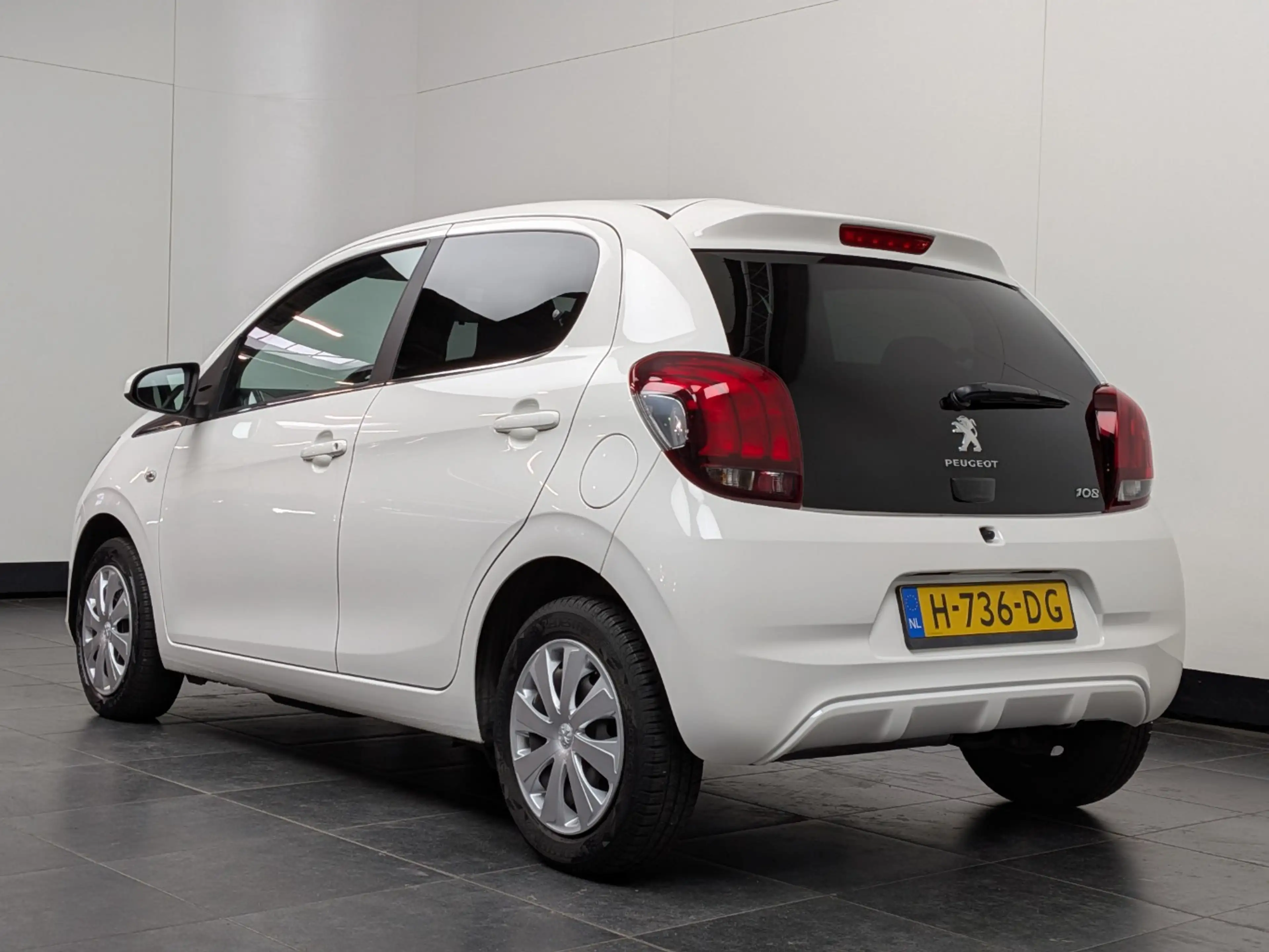 Peugeot 108 1.0 e-VTi Active Bluetooth | 5-Deurs | Airco | Cen — photo 6