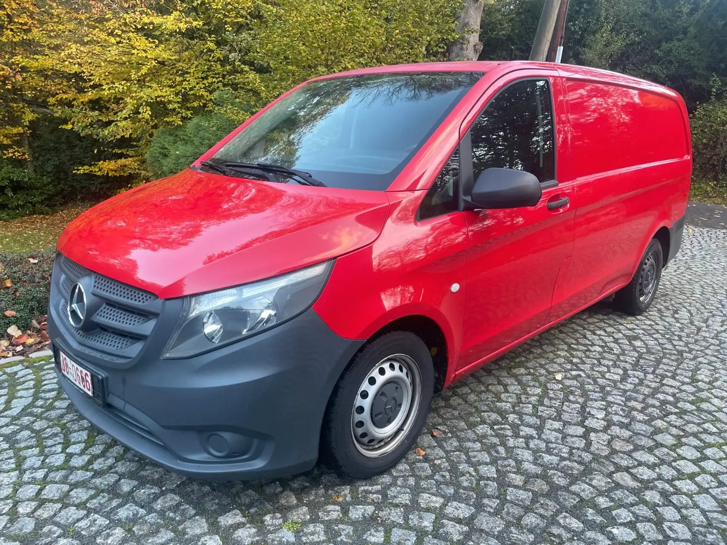 Mercedes-Benz Vito Kasten 109/110/WD lang 1.Hand! Rojo - 1