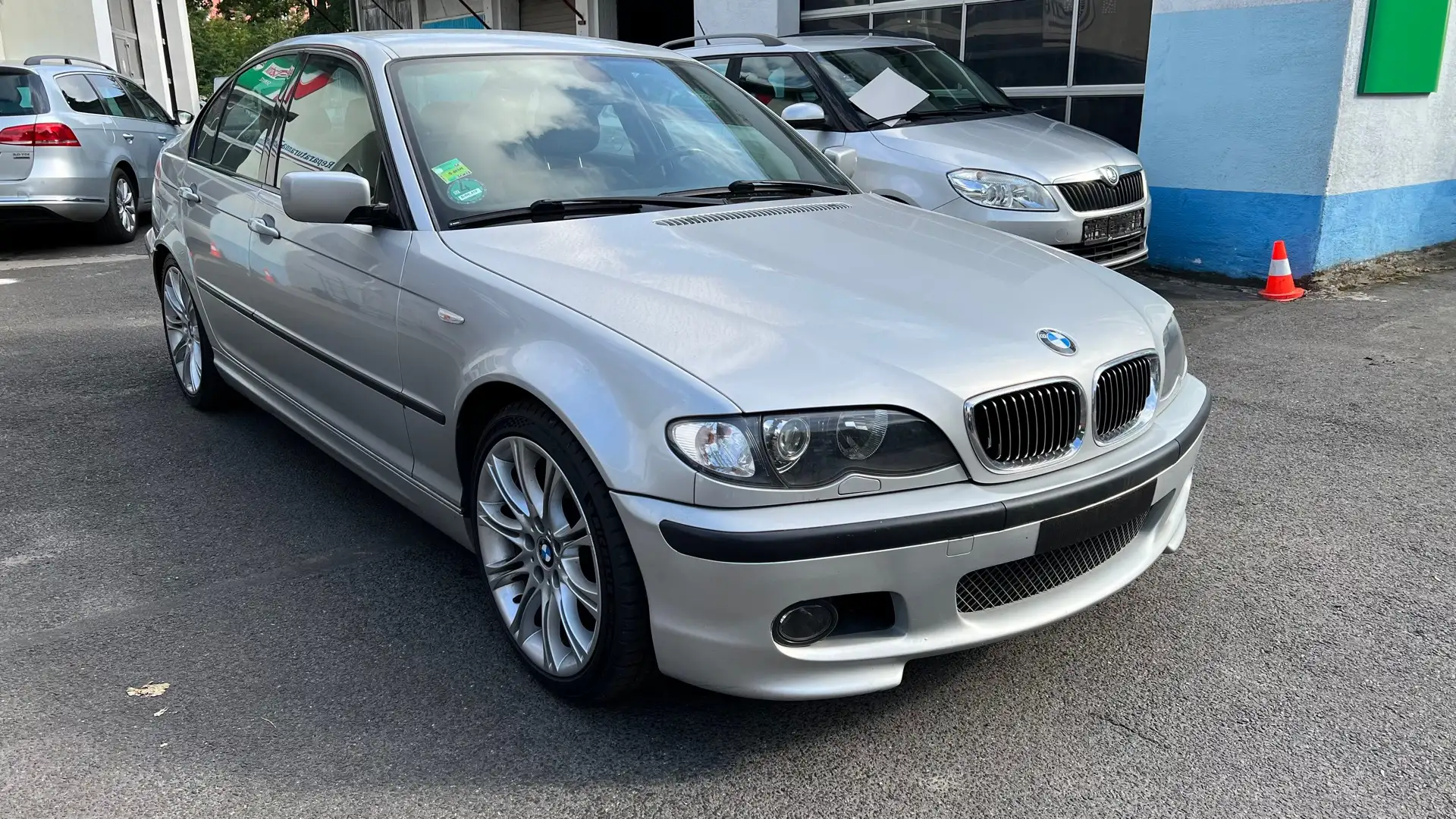 BMW 325 325i siva - 1