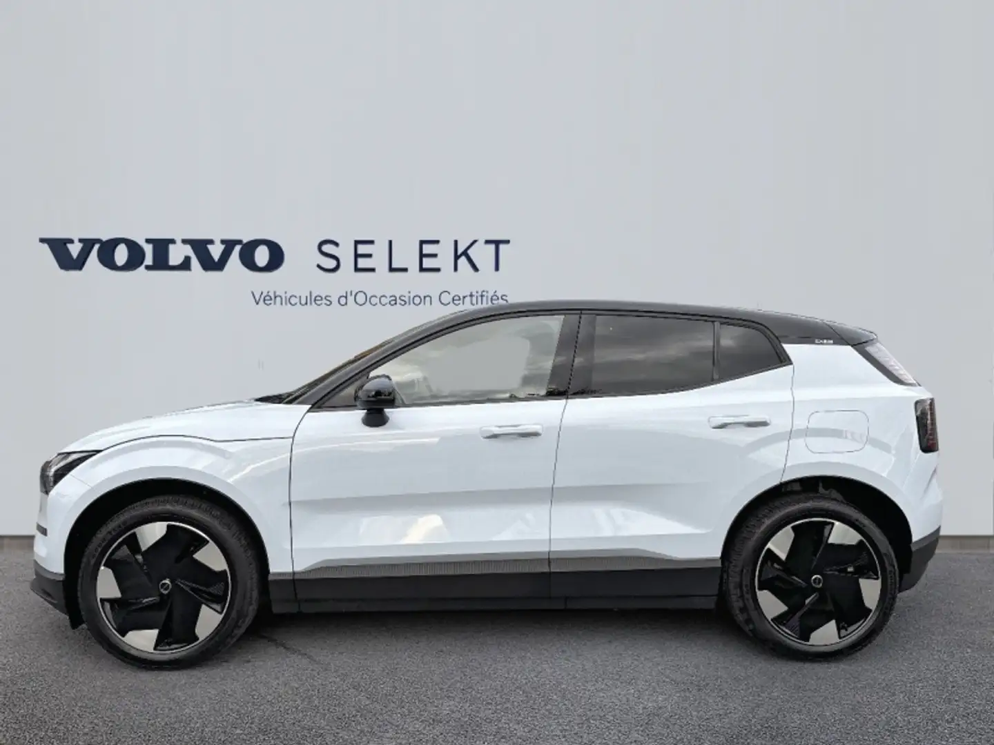 Volvo EX30 Single Extended Range 272ch Plus Noir - 2