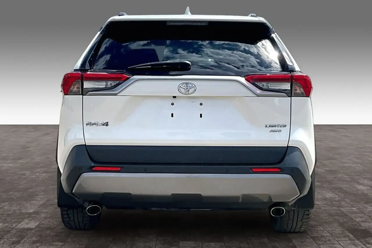 Toyota RAV 4 снимка Toyota RAV 4
