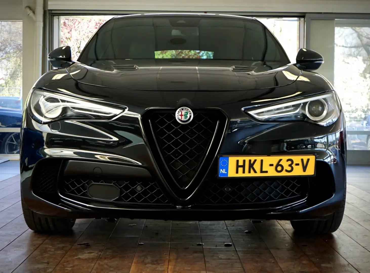 Alfa Romeo Stelvio 2.9 V6 AWD Quadrifoglio | 21 inch | rode gordels | Noir - 2