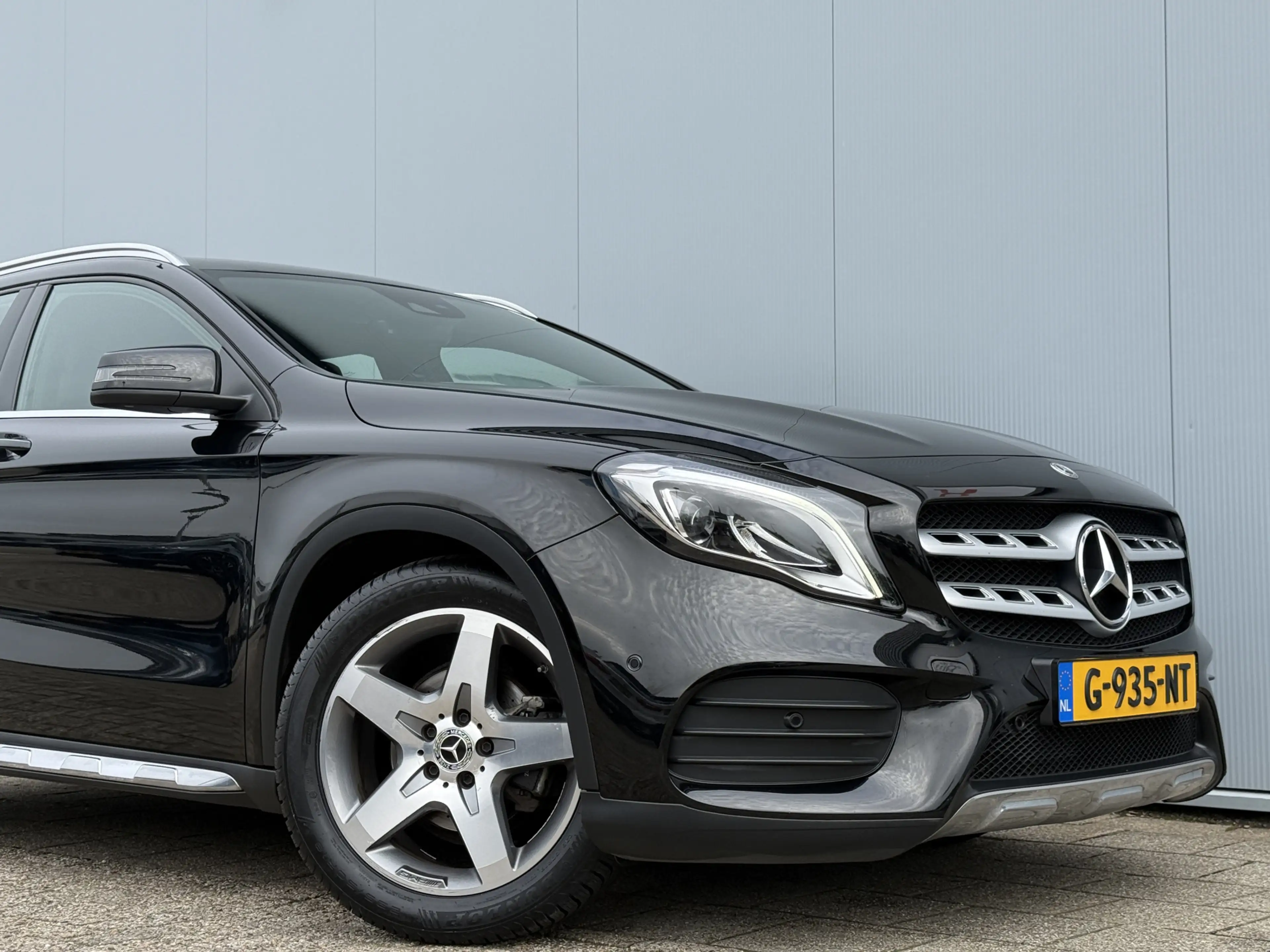 Mercedes-Benz GLA 180 Business Solution AMG Automaat Trekhaak — photo 21