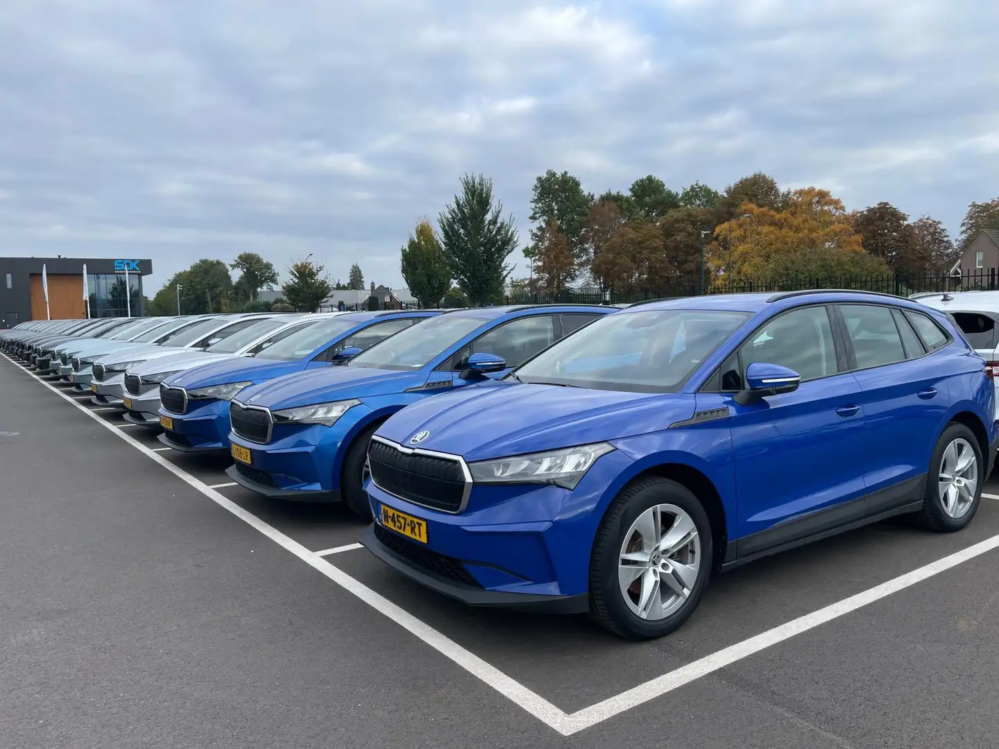 Skoda Enyaq iV 80|GROTE ACCU|CARPLAY|CAMERA|NAVI|STOELVERW. V+ Zwart - 2