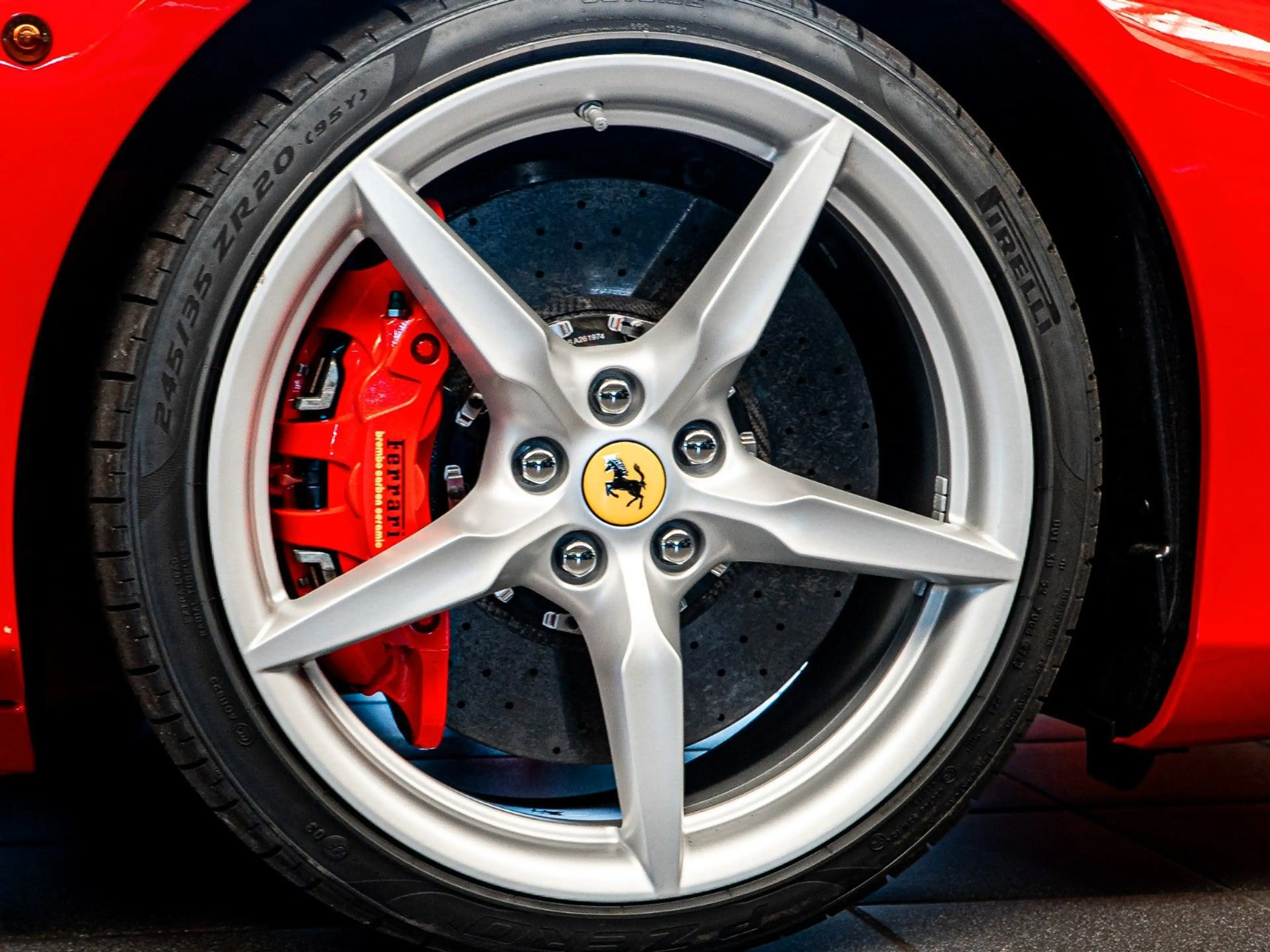 Ferrari 488 JBL Kamera Lift Low Km — photo 6