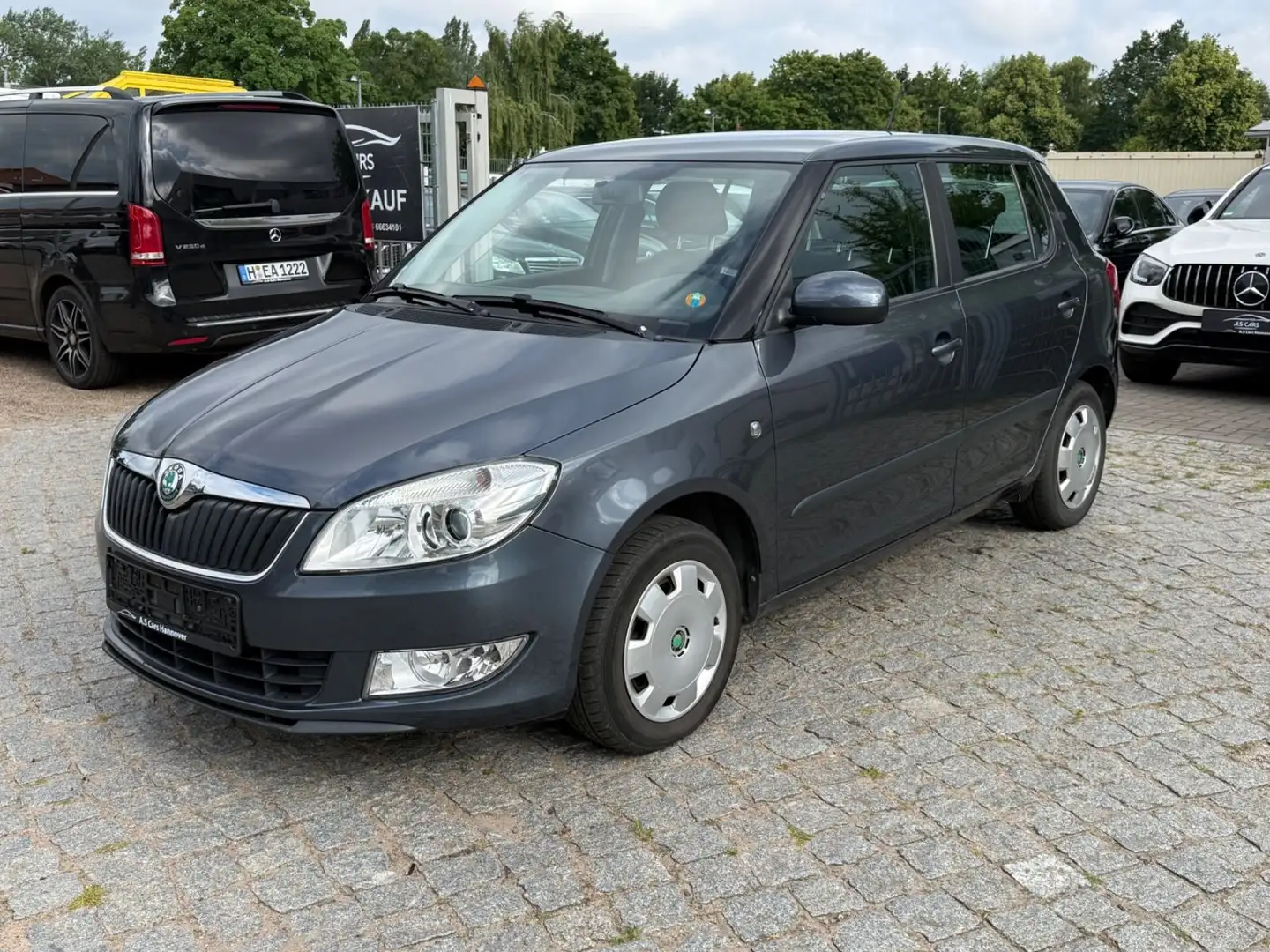 Skoda Fabia 1.2 Ambition*Klimaanlage*Servo*HU/AU 09.26 Grijs - 2