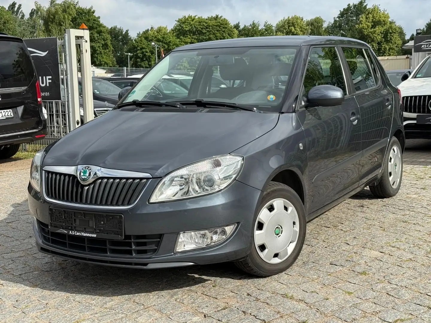 Skoda Fabia 1.2 Ambition*Klimaanlage*Servo*HU/AU 09.26 Grijs - 1
