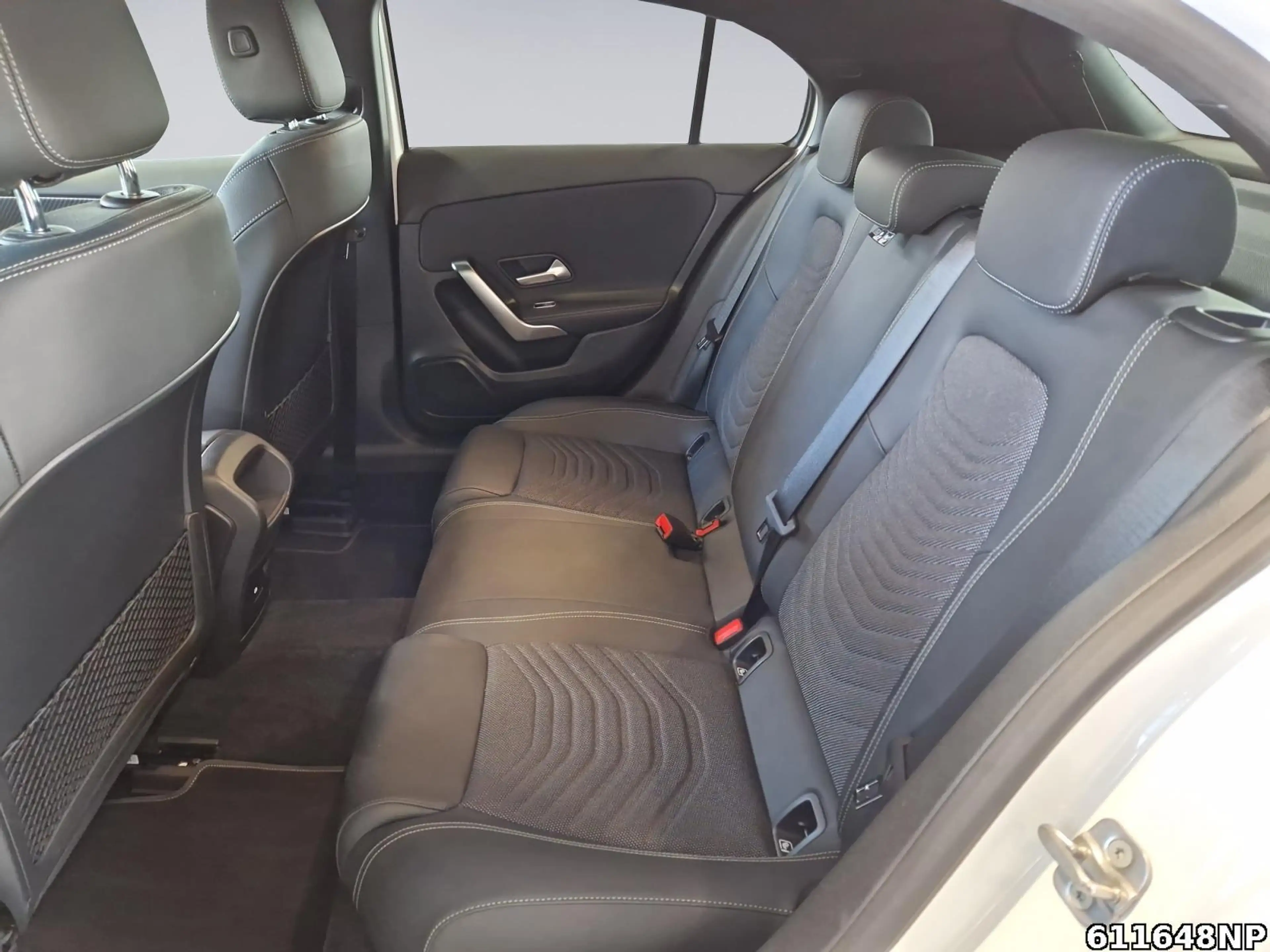 Mercedes-Benz A 200 Progressive Panoramadach Kamera CarPlay — photo 11