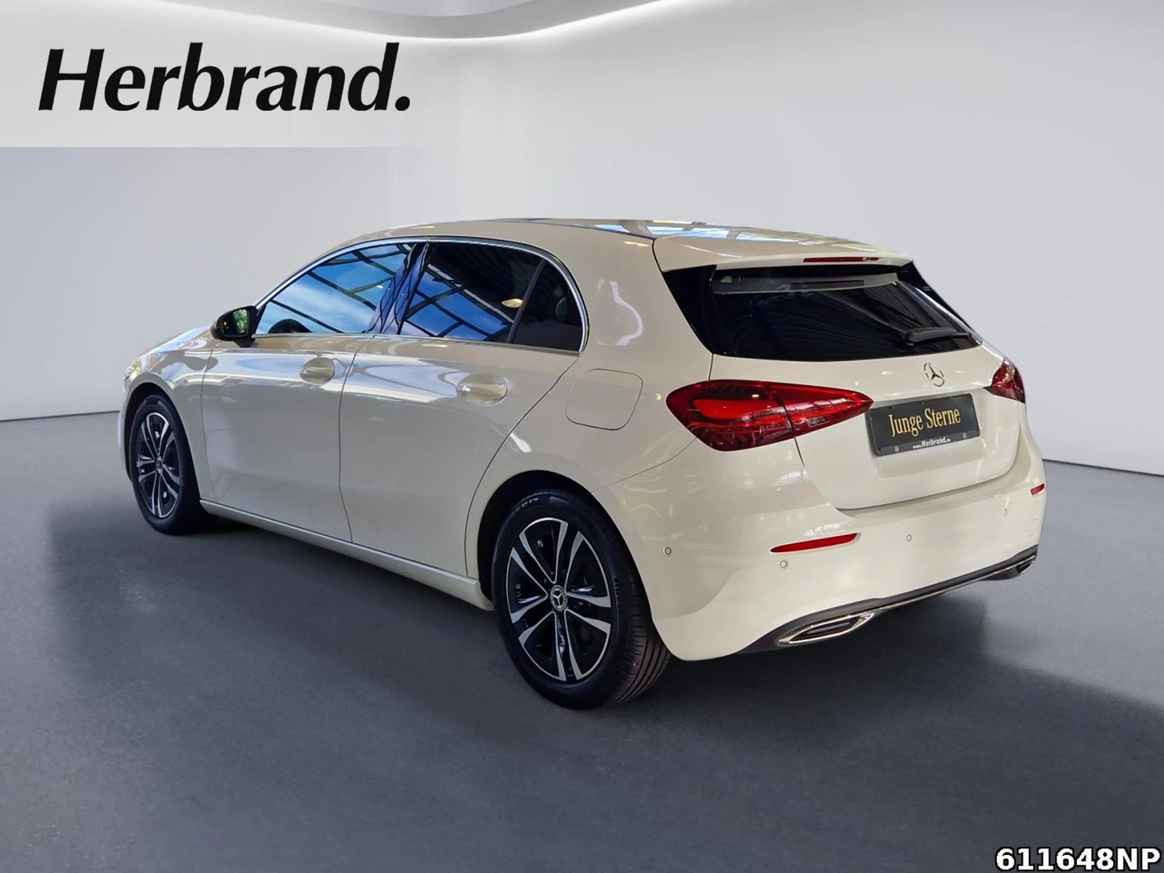 Mercedes-Benz A 200 Progressive Panoramadach Kamera CarPlay — photo 4