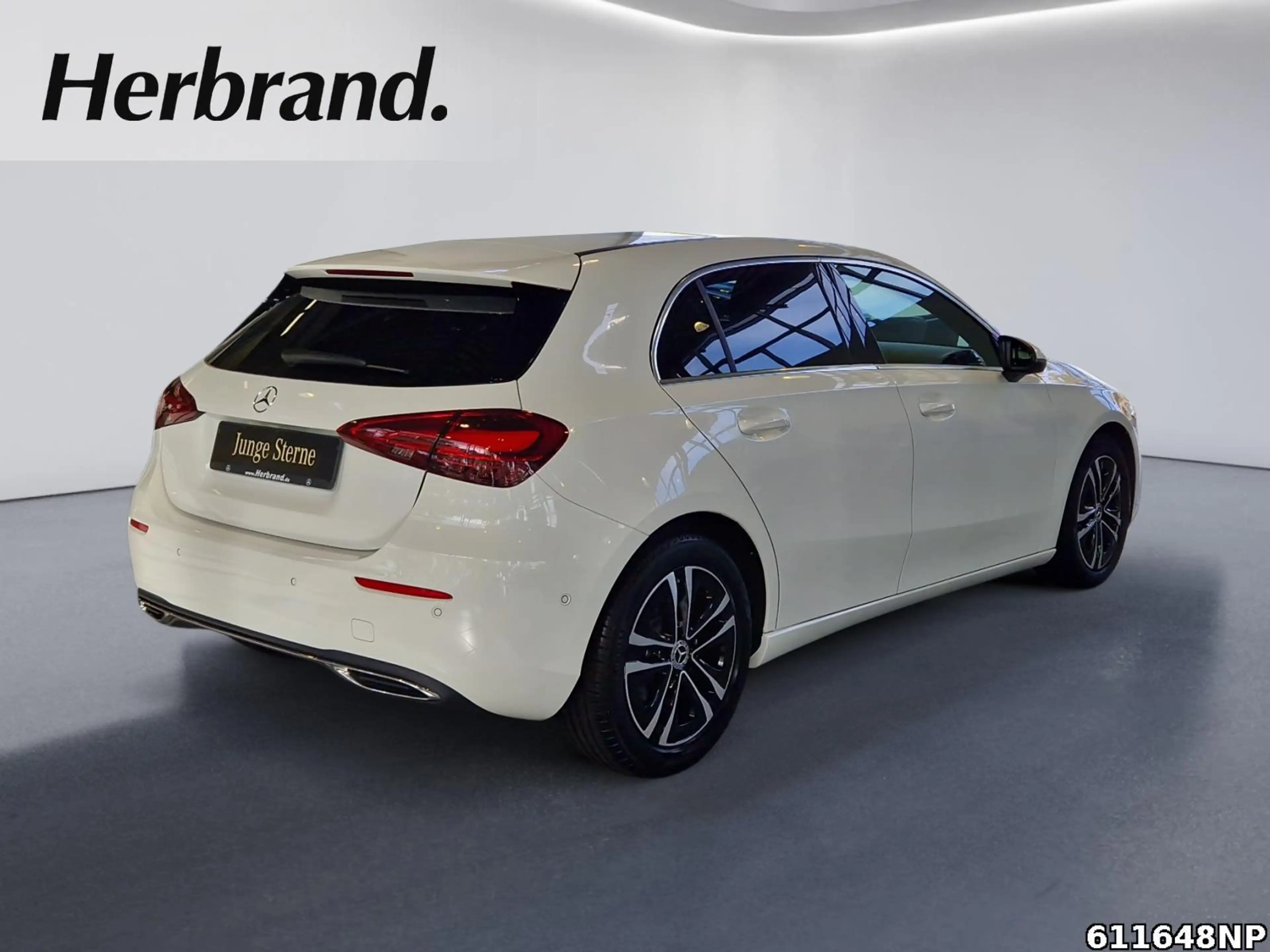 Mercedes-Benz A 200 Progressive Panoramadach Kamera CarPlay — photo 3
