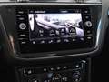 Volkswagen Tiguan R-Line Carat 2.0 TDI 190 DSG 4Motion GPS Virtual Attelage Front Lane Alcantara JA 19 Blauw - thumbnail 25