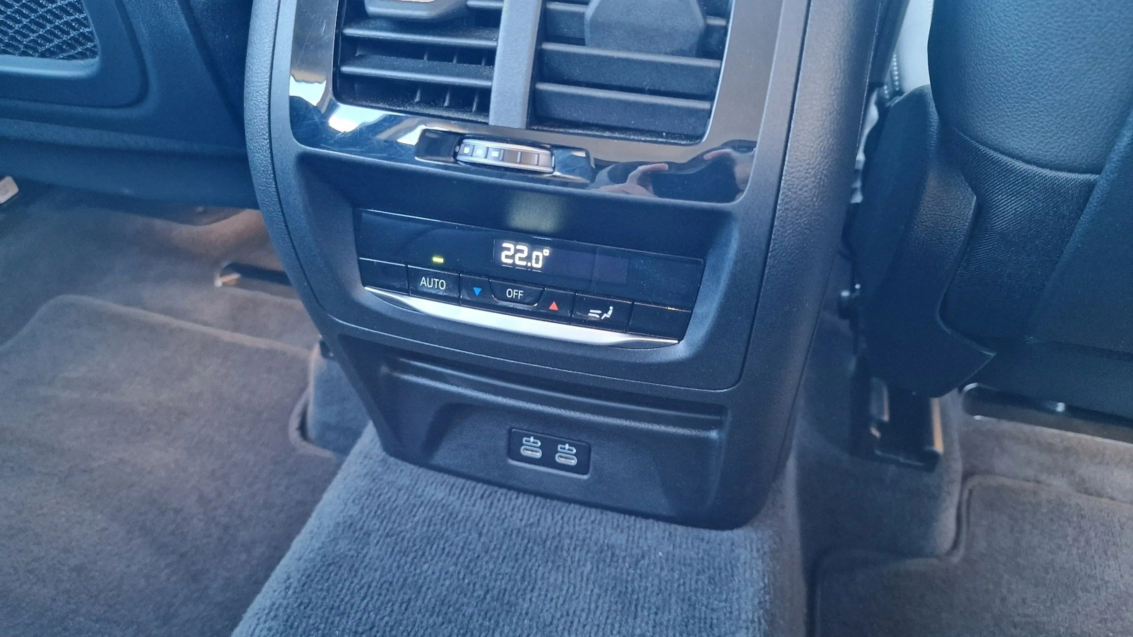 BMW X3 xDrive20i HiFi DAB LED WLAN Parkassistent — photo 9