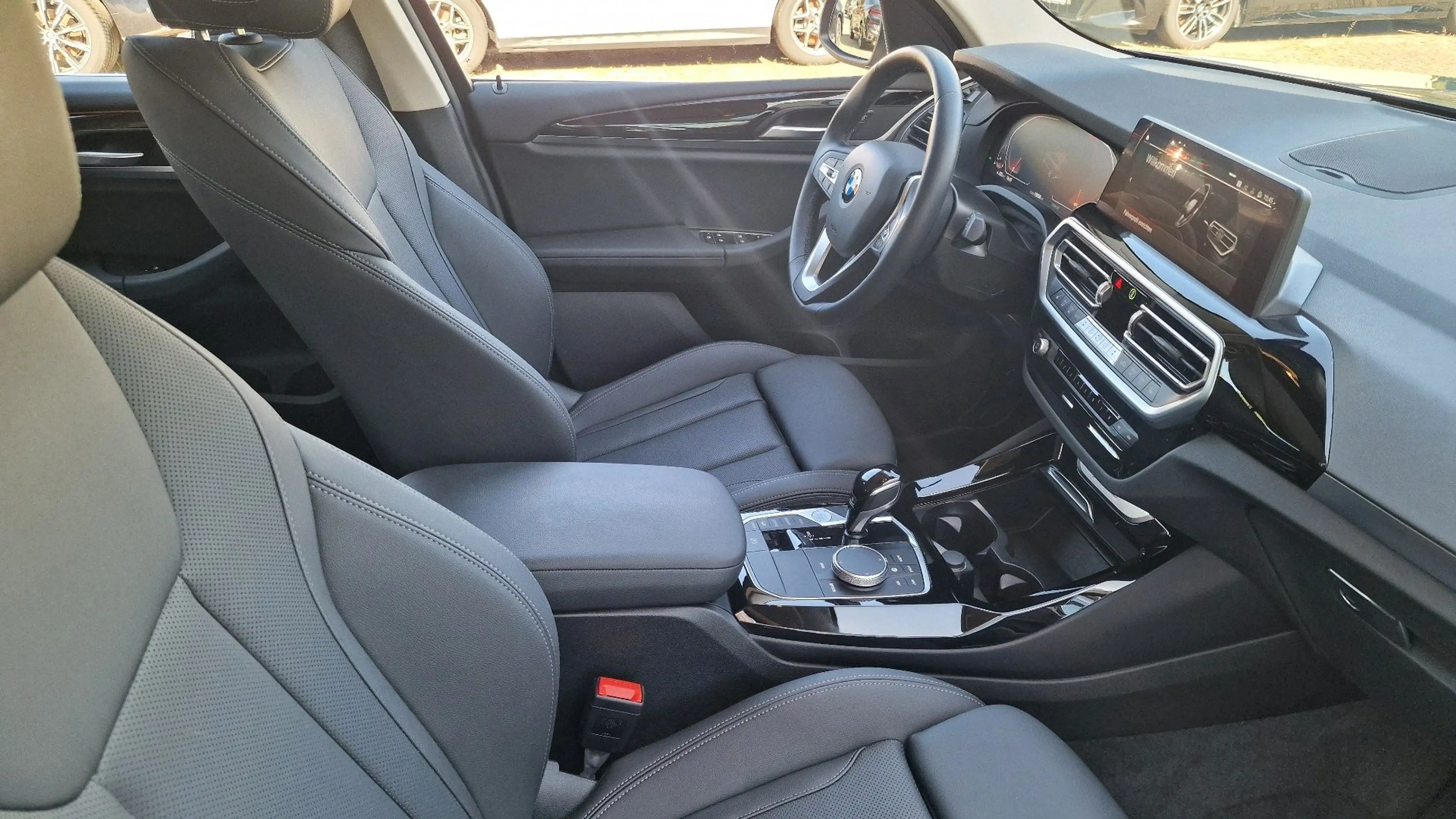 BMW X3 xDrive20i HiFi DAB LED WLAN Parkassistent — photo 7