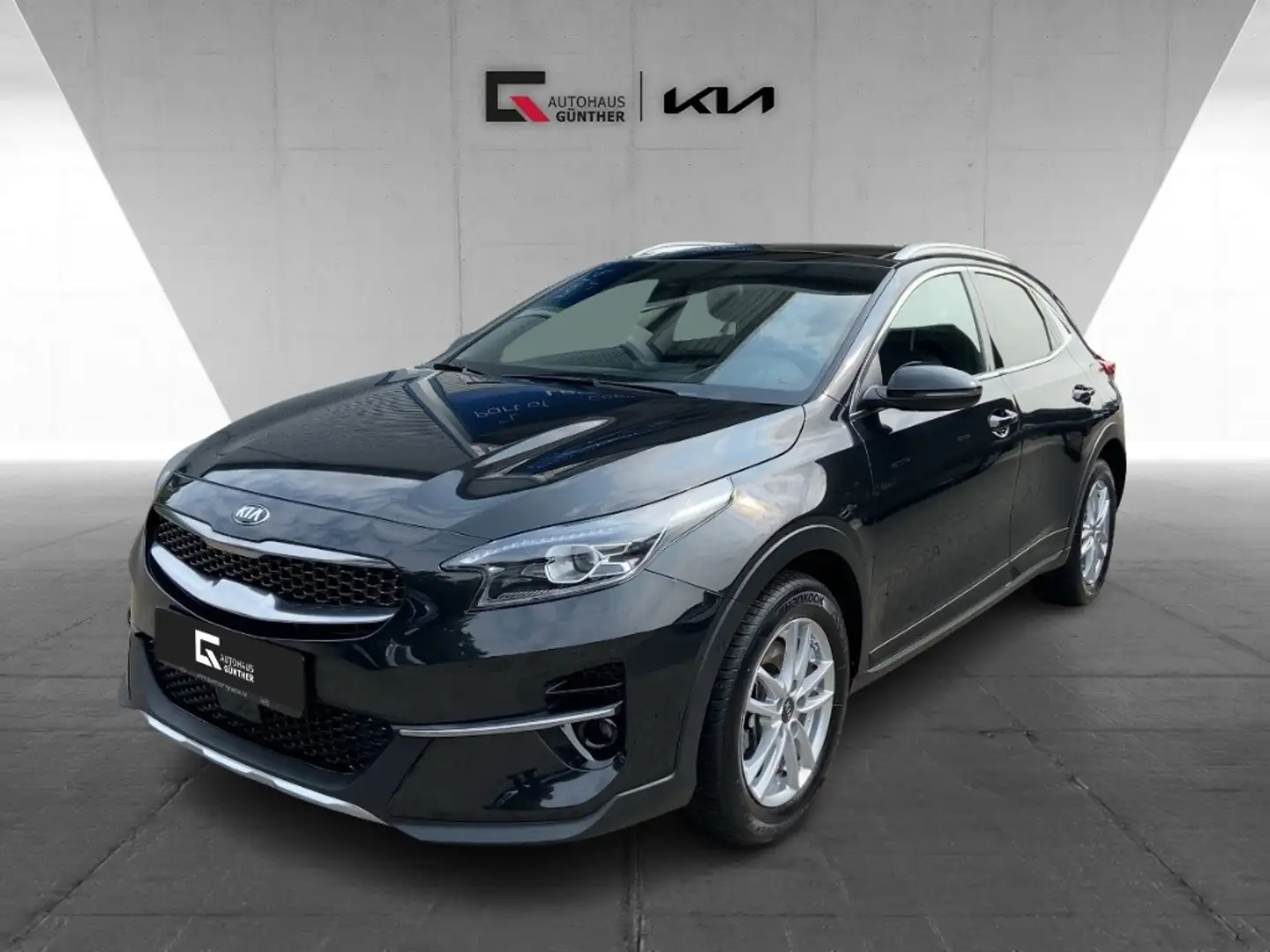 Kia XCeed Xdition 1.5 T-GDI Glasdach Kamera SitzHzg. Schwarz - 1