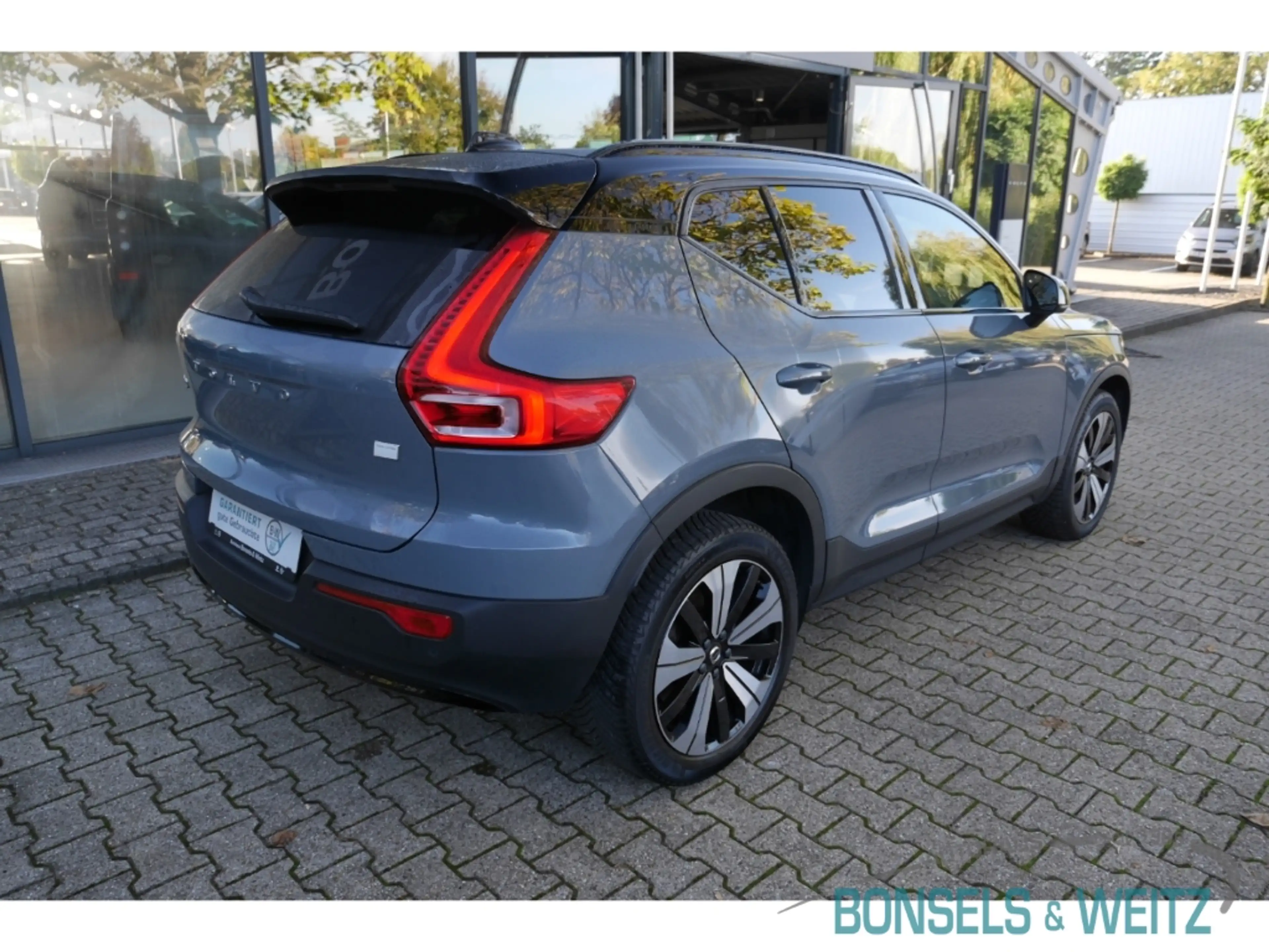 Volvo XC40 Core Recharge Pure Electric 2WD RECHARGE PURE ELEC — photo 4