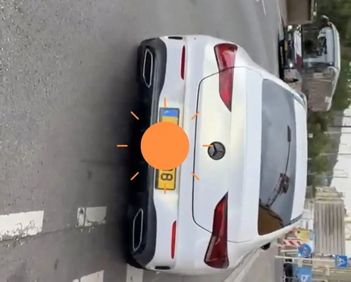 Mercedes-Benz CLA 180
