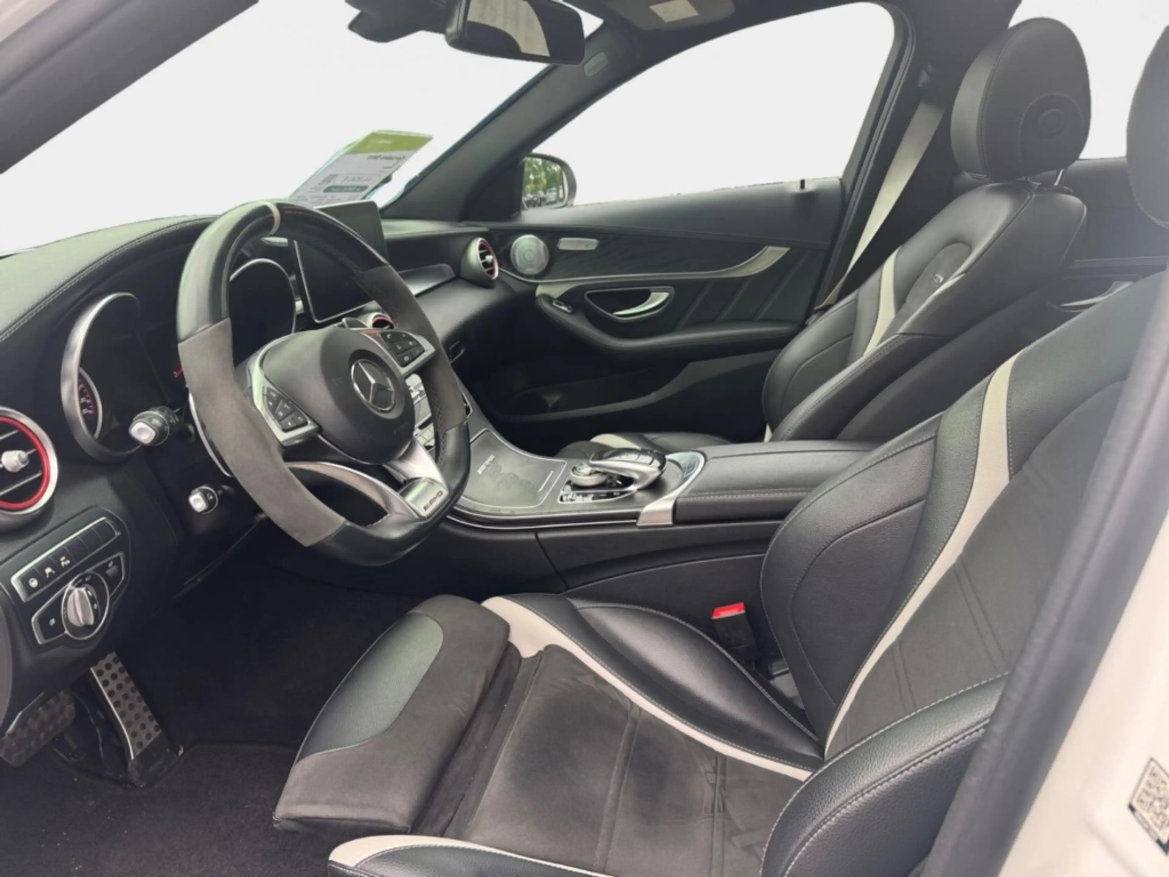 Mercedes-Benz C 63 AMG S T Night-Paket+Navi+Burmester+DriversPackage+Pano — photo 12