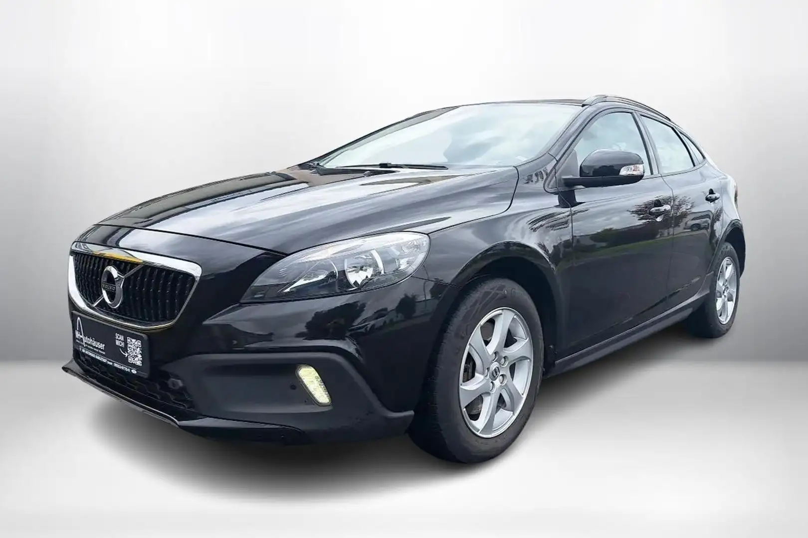 Volvo V40 Cross Country 2.0 Diesel KAT Schwarz - 2
