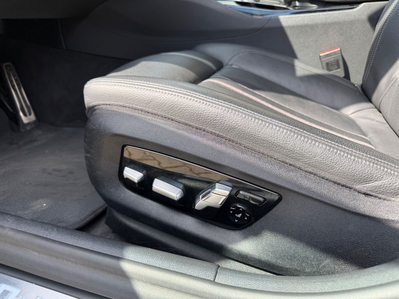 BMW 550 d Limousine xDrive Pano*Laser*360*Scheckhft — photo 14