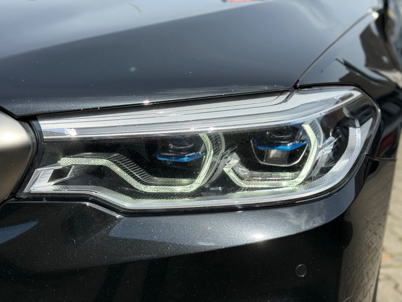 BMW 550 d Limousine xDrive Pano*Laser*360*Scheckhft — photo 10