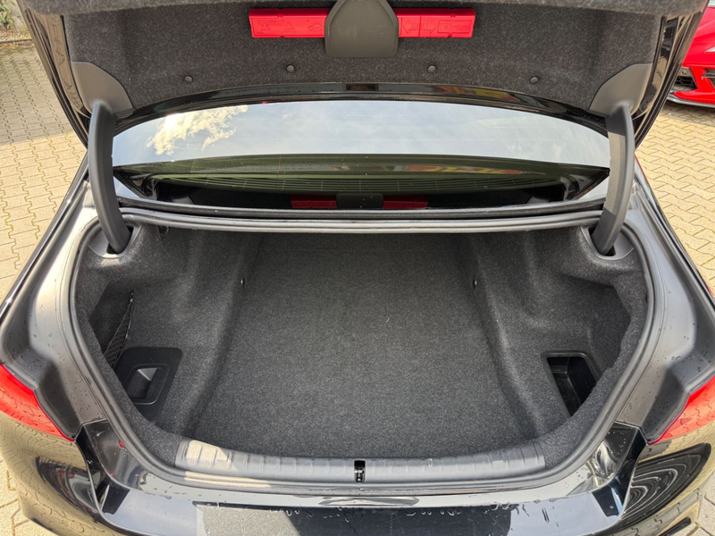 BMW 550 d Limousine xDrive Pano*Laser*360*Scheckhft — photo 34