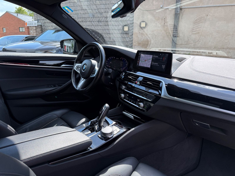 BMW 550 d Limousine xDrive Pano*Laser*360*Scheckhft — photo 38