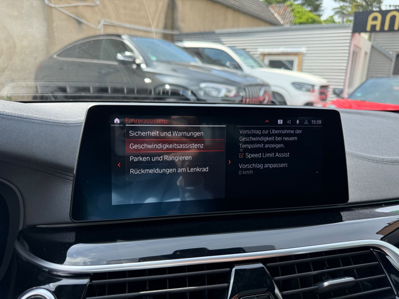 BMW 550 d Limousine xDrive Pano*Laser*360*Scheckhft — photo 28