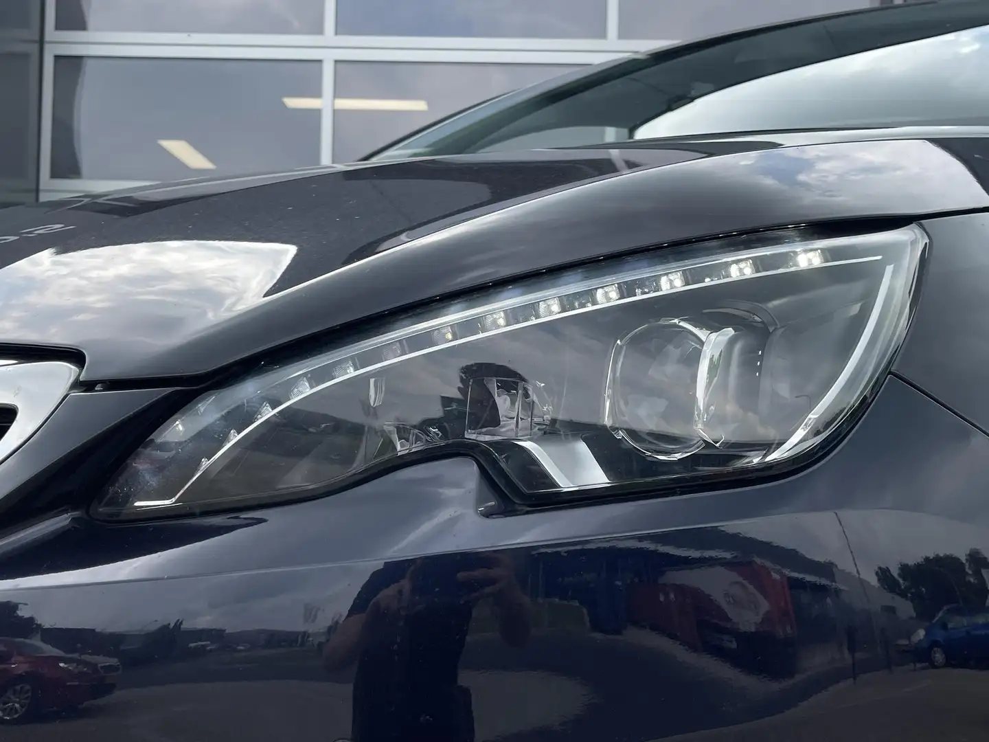 Peugeot 308 SW 1.2 PureTech Allure - Navigatie - Climate Contr Blauw - 2