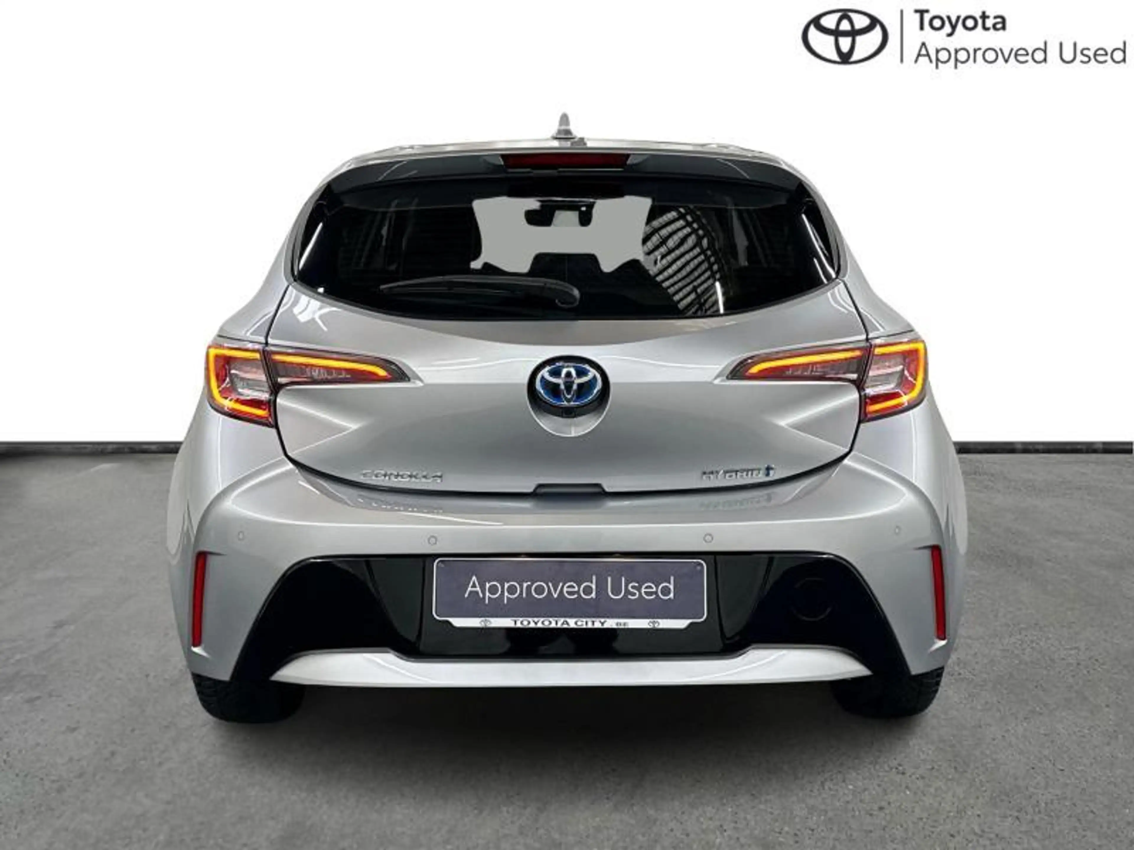 Toyota Corolla HB 122hp HEV Dynamic | carplay | camera — photo 6