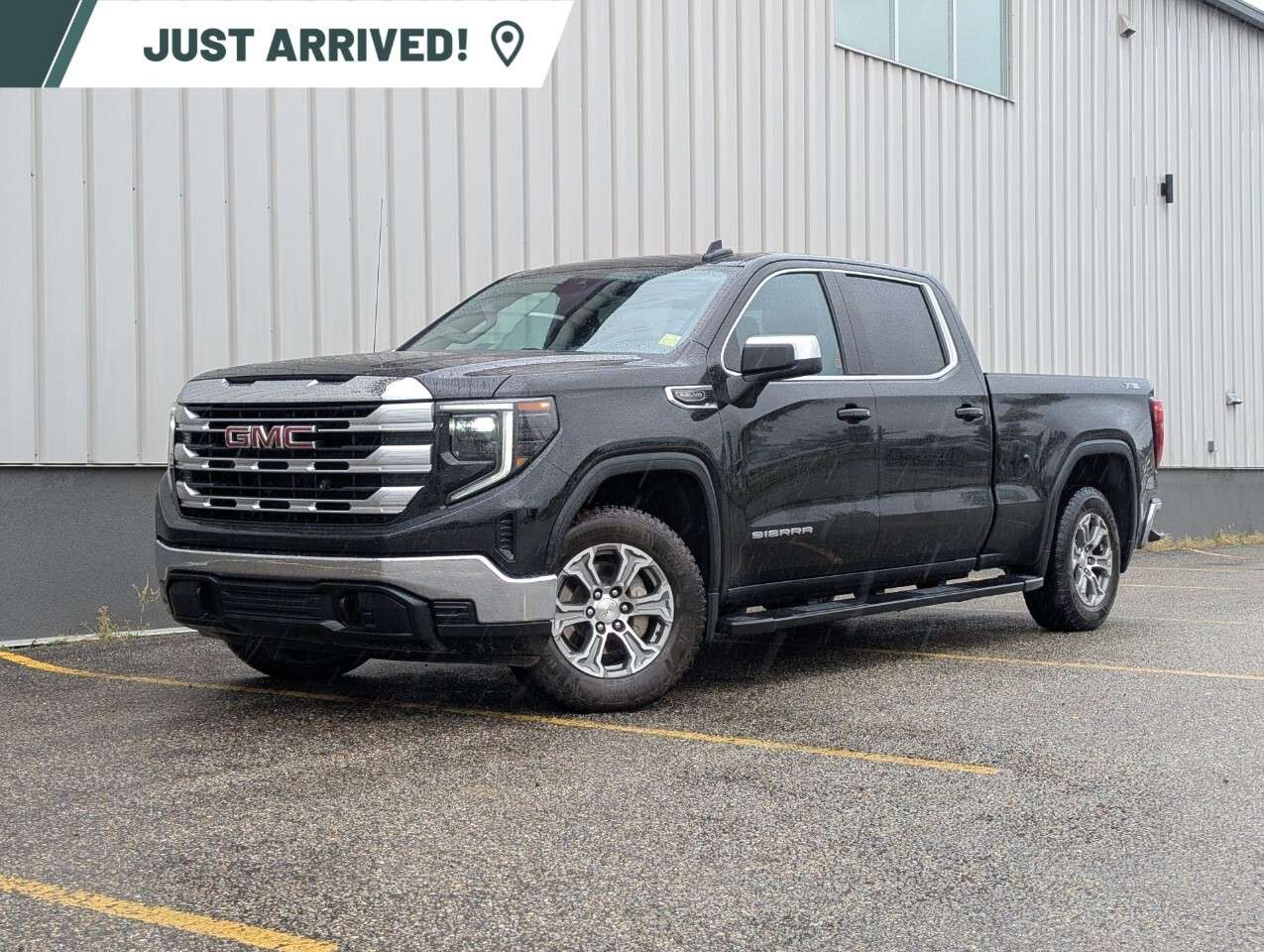 2023 GMC Sierra 1500 4WD Crew Cab 157 SLE