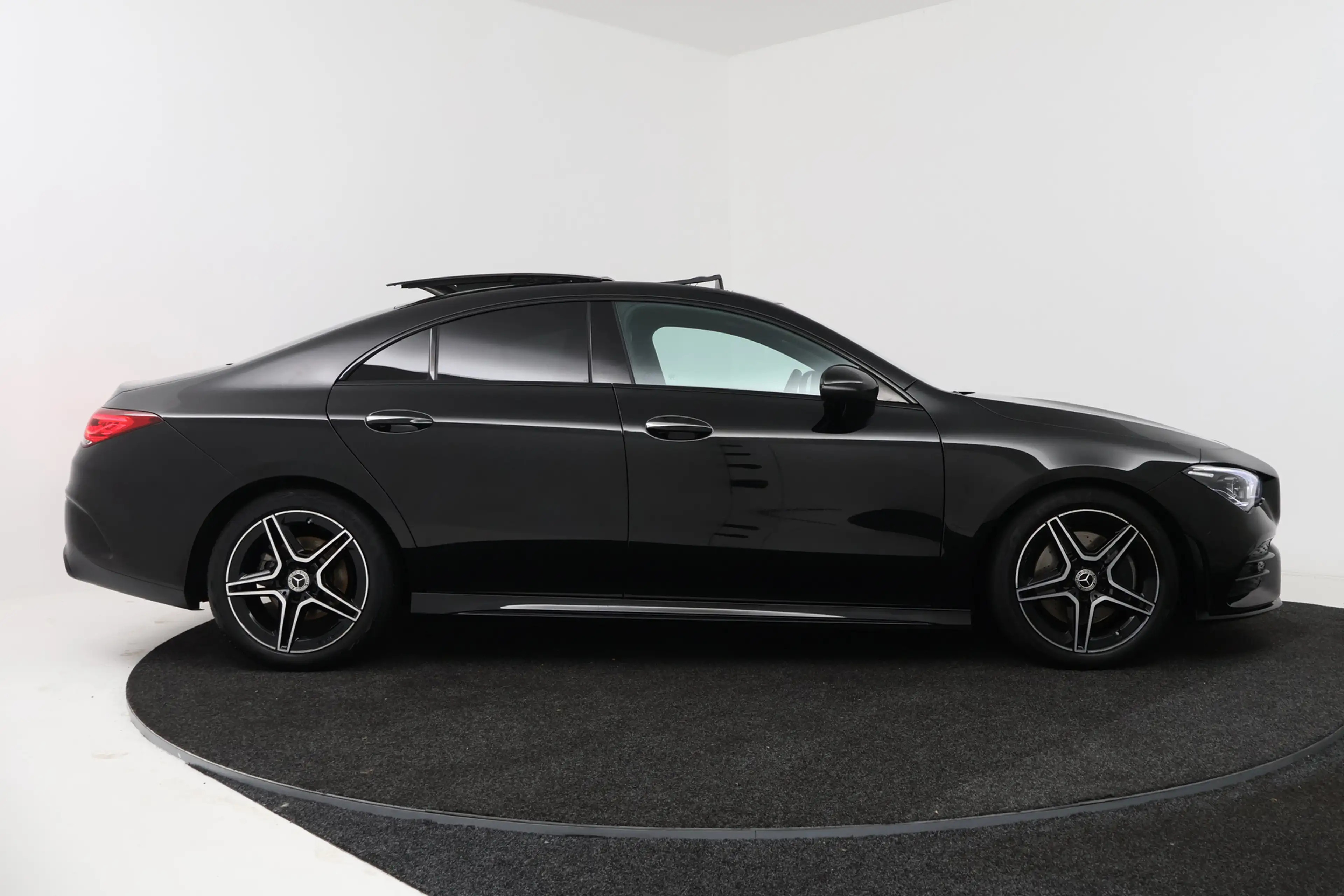 Mercedes-Benz CLA 200 Business Solution AMG (PANORAMADAK, STOELVERWARMIN — photo 15
