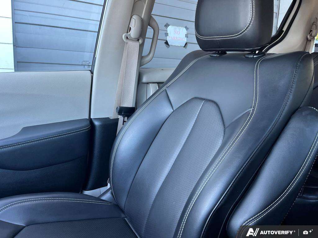 used 2023 Chrysler Pacifica car, priced at $32,888