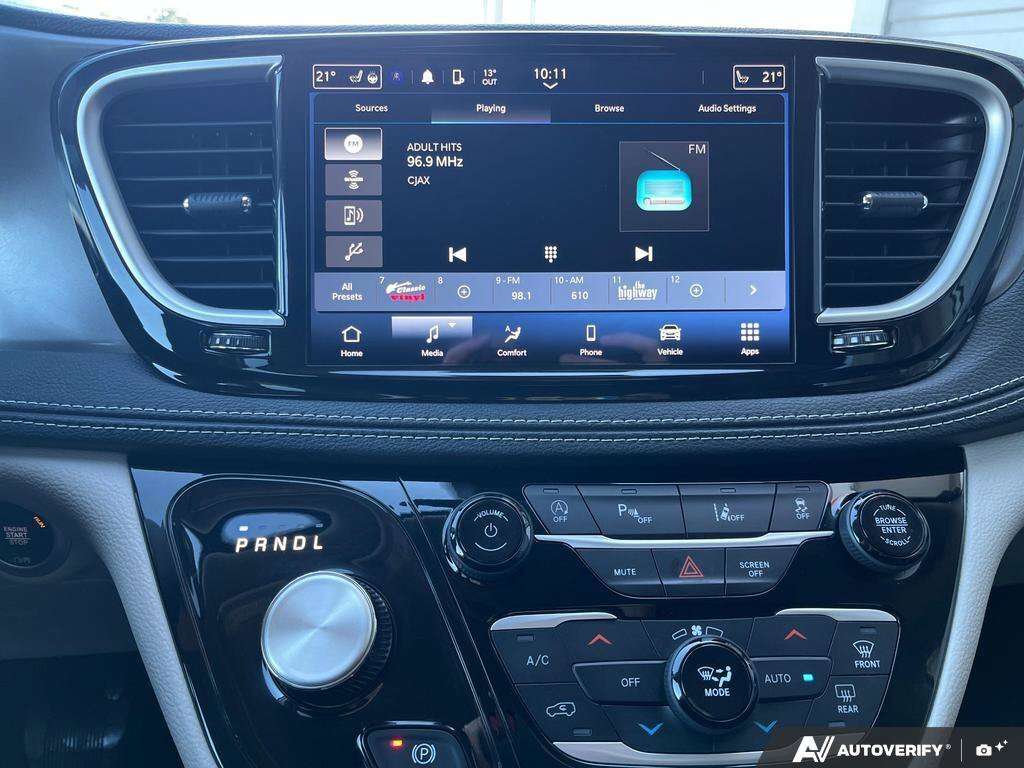 used 2023 Chrysler Pacifica car, priced at $32,888