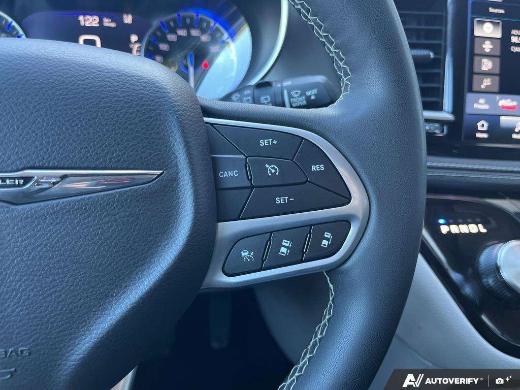 used 2023 Chrysler Pacifica car, priced at $32,888