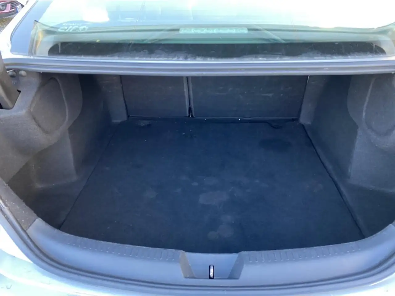 Renault Megane Berline — photo 21