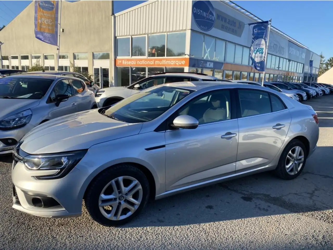 Renault Megane Berline — photo 16