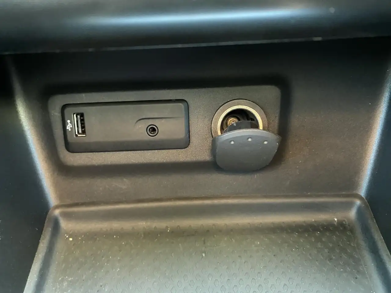 Renault Megane Berline — photo 23