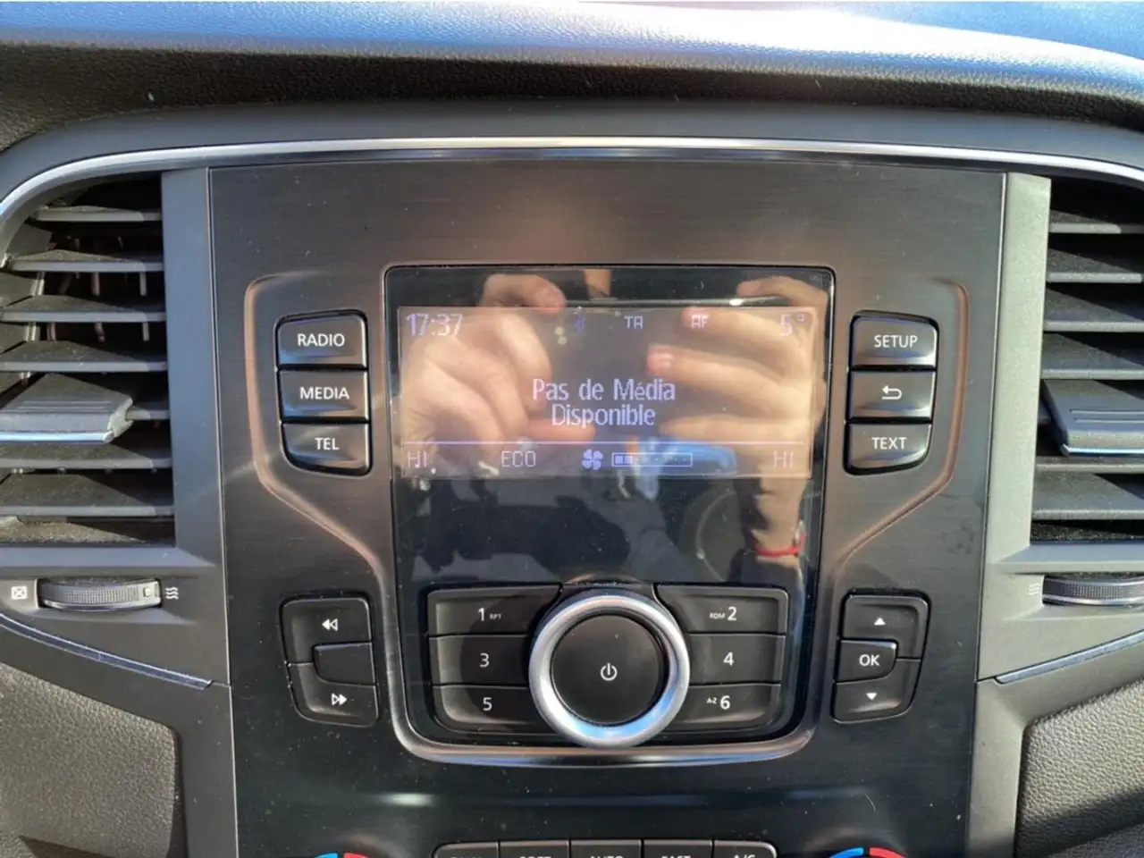 Renault Megane Berline — photo 11
