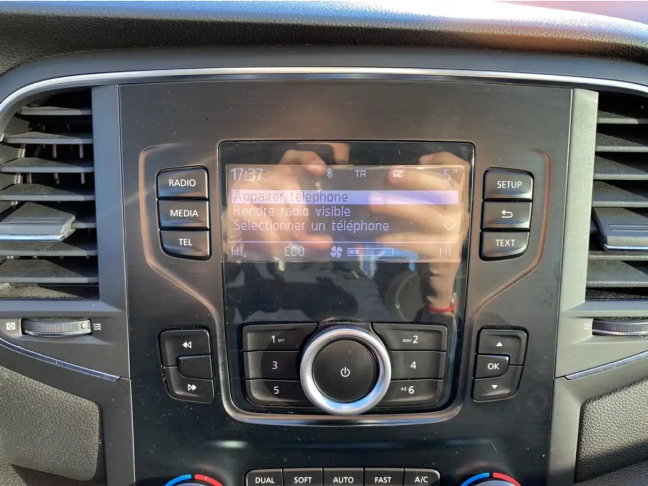 Renault Megane Berline — photo 10