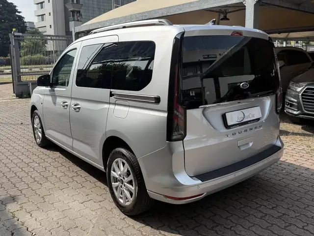 Ford Tourneo view 7