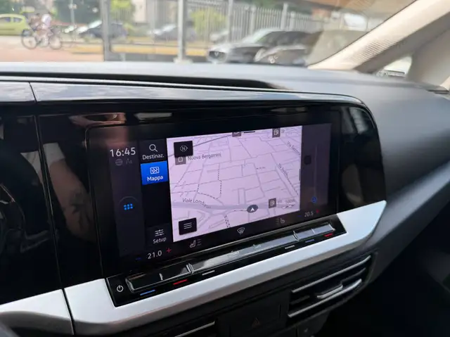 Ford Tourneo view 24